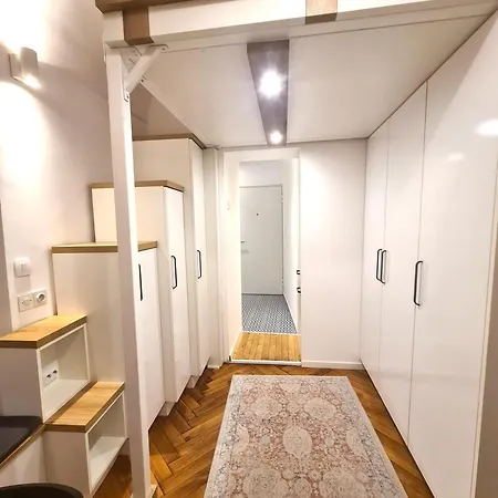 Courtyard Center * 卢布尔雅那