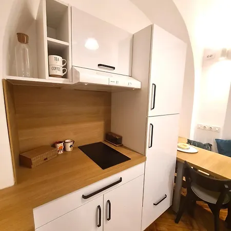 Apartman Courtyard Center *