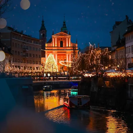 Courtyard Center Apartman Ljubljana