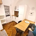 Apartman Courtyard Center