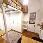 Courtyard Center Apartman Ljubljana